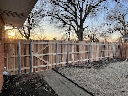 Straight Line Fence