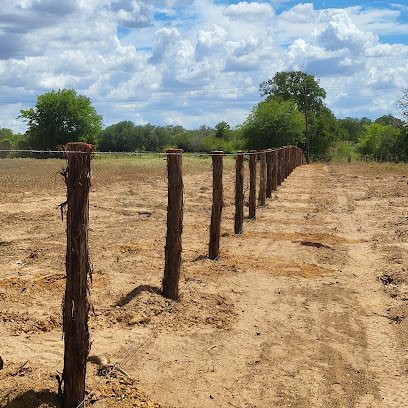 Rudy’s Custom Fence Building